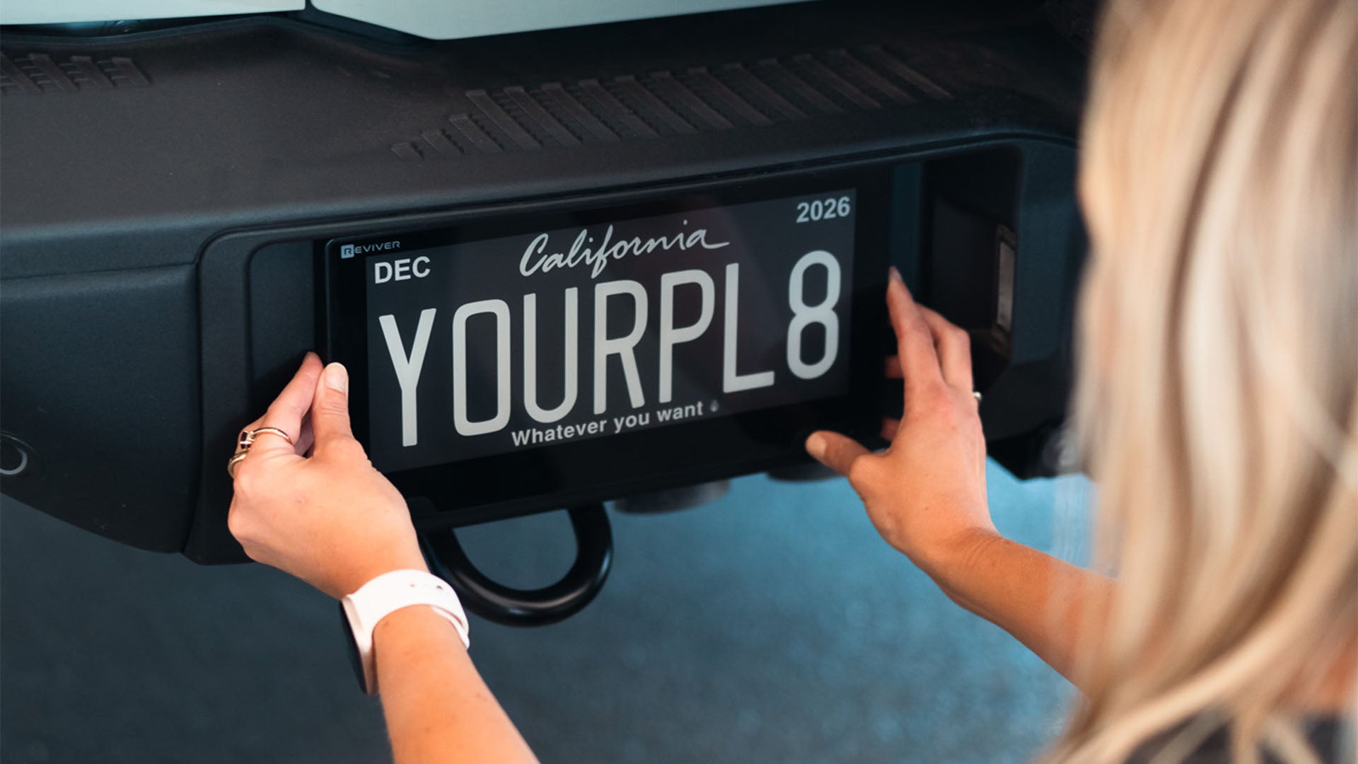 RPLATE® - Digital License Plate